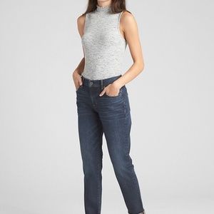 GAP Best Girlfriend Jeans Dark Indigo  Size 28